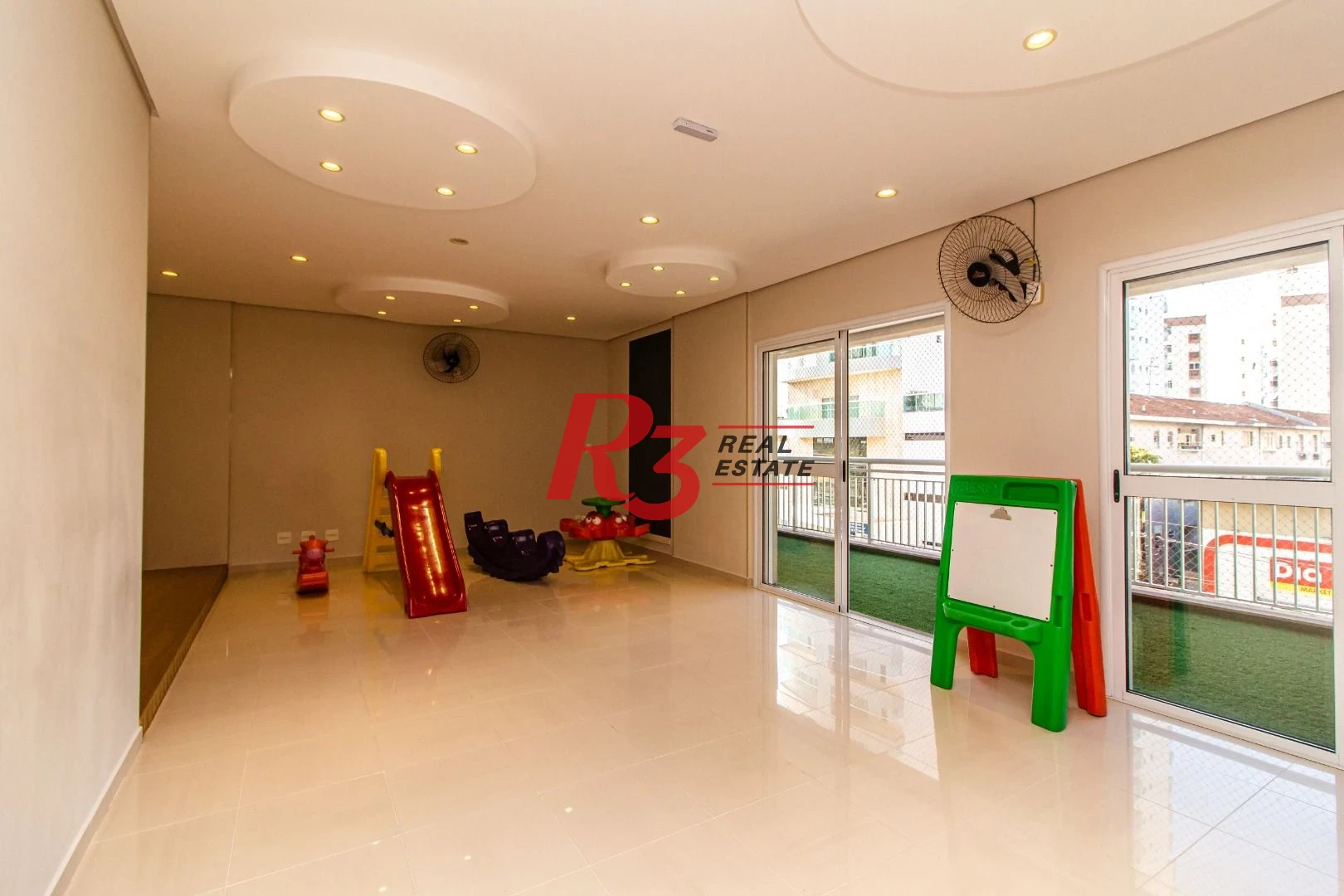 Apartamento com 4 dormitórios à venda, 165 m² por R$ 2.120.000,00 - Gonzaga - Santos/SP