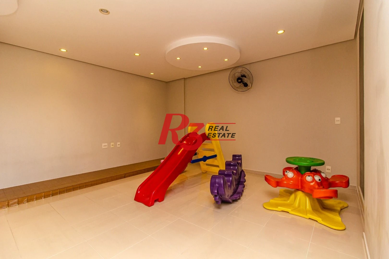 Apartamento com 4 dormitórios à venda, 165 m² por R$ 2.120.000,00 - Gonzaga - Santos/SP