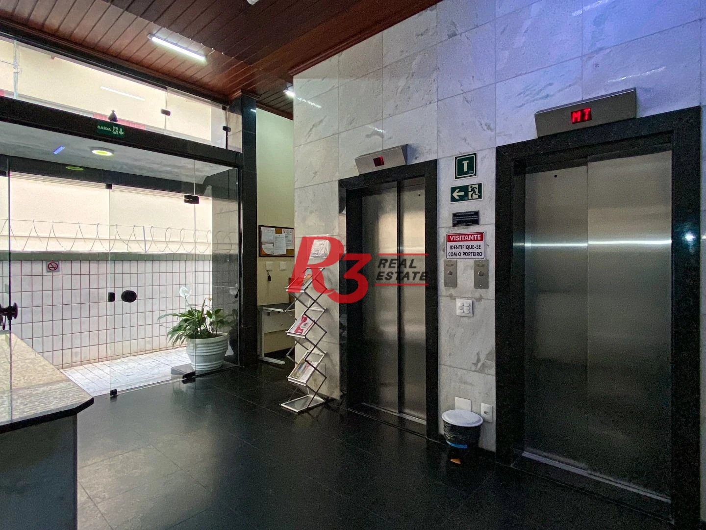 Sala para alugar, 121 m² por R$ 5.000,00/mês - Gonzaga - Santos/SP