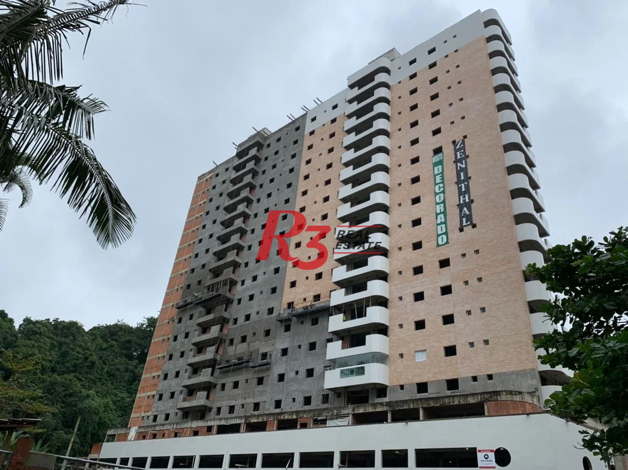 Apartamento com 3 dormitórios à venda, 93 m² por R$ 1.344.000,00 - Asturias - Guarujá/SP