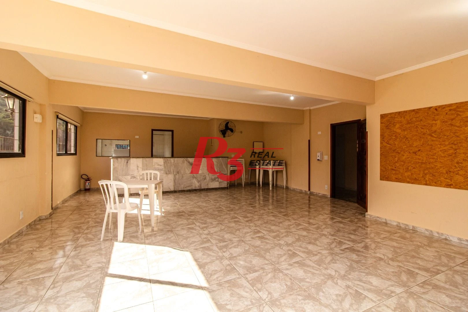 Apartamento com 2 dormitórios à venda, 104 m² por R$ 690.000,00 - Marapé - Santos/SP