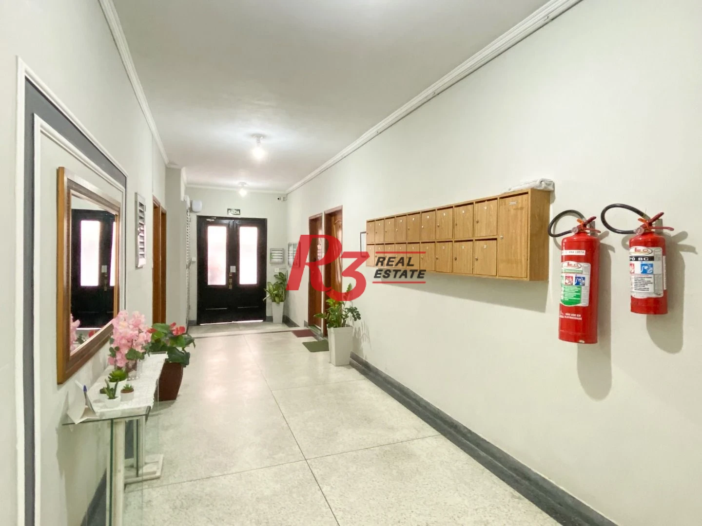 Apartamento com 2 dormitórios à venda, 69 m² por R$ 490.000,00 - Vila Matias - Santos/SP