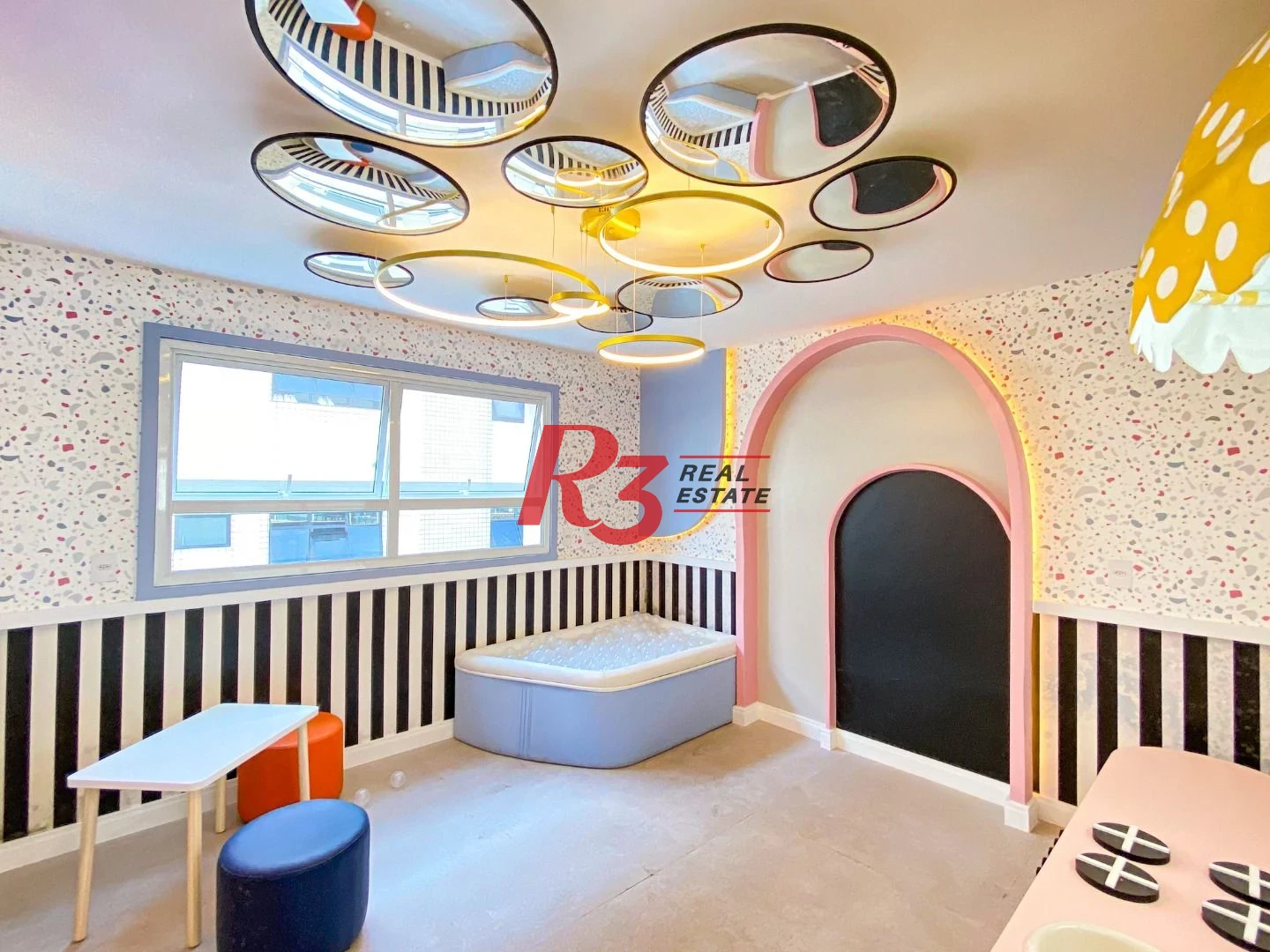 Apartamento com 2 dormitórios à venda, 82 m² por R$ 889.000,00 - Aparecida - Santos/SP