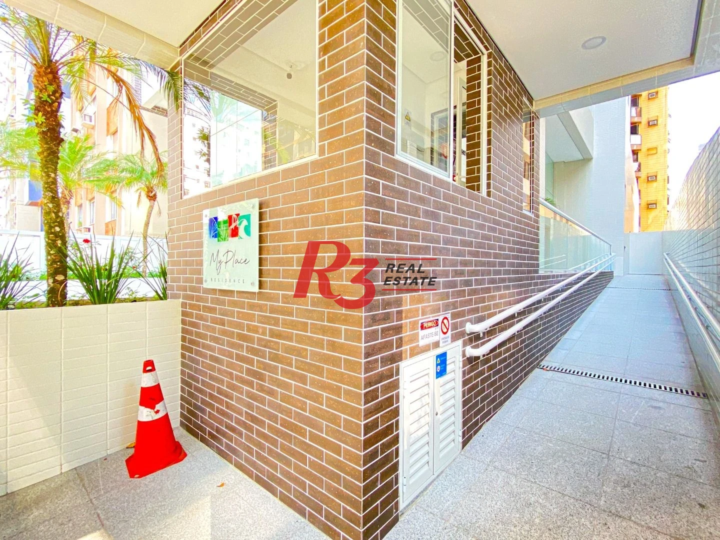 Apartamento com 2 dormitórios à venda, 82 m² por R$ 889.000,00 - Aparecida - Santos/SP