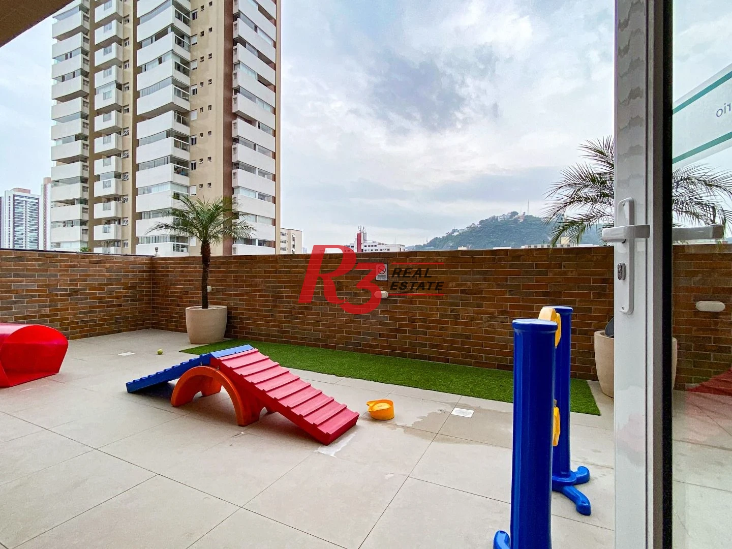 Apartamento com 1 dormitório para alugar, 45 m² por R$ 4.500,00/mês - Campo Grande - Santos/SP