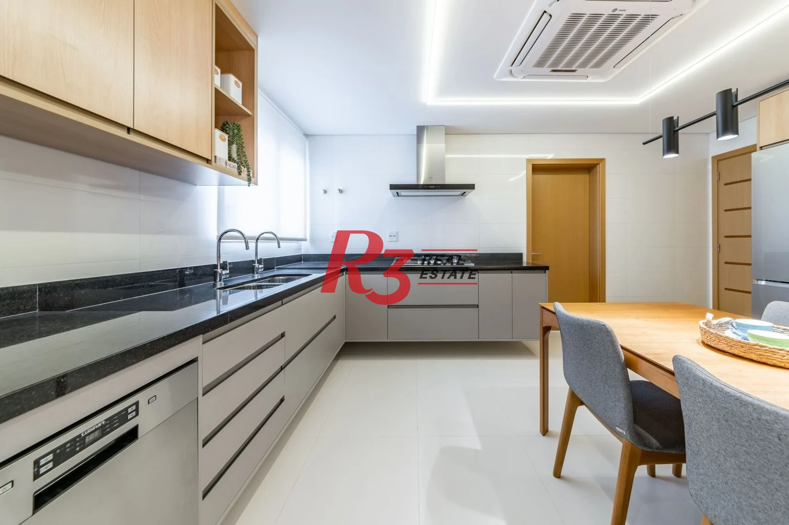 Apartamento com 3 dormitórios para alugar, 166 m² por R$ 18.400,00/mês - Ponta da Praia - Santos/SP