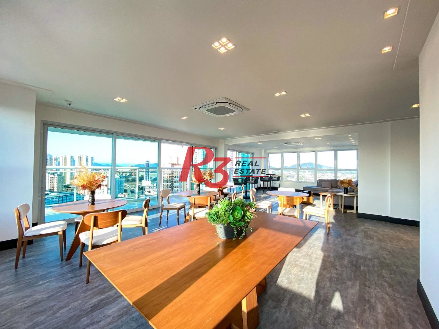 Apartamento com 3 dormitórios para alugar, 166 m² por R$ 18.400,00/mês - Ponta da Praia - Santos/SP