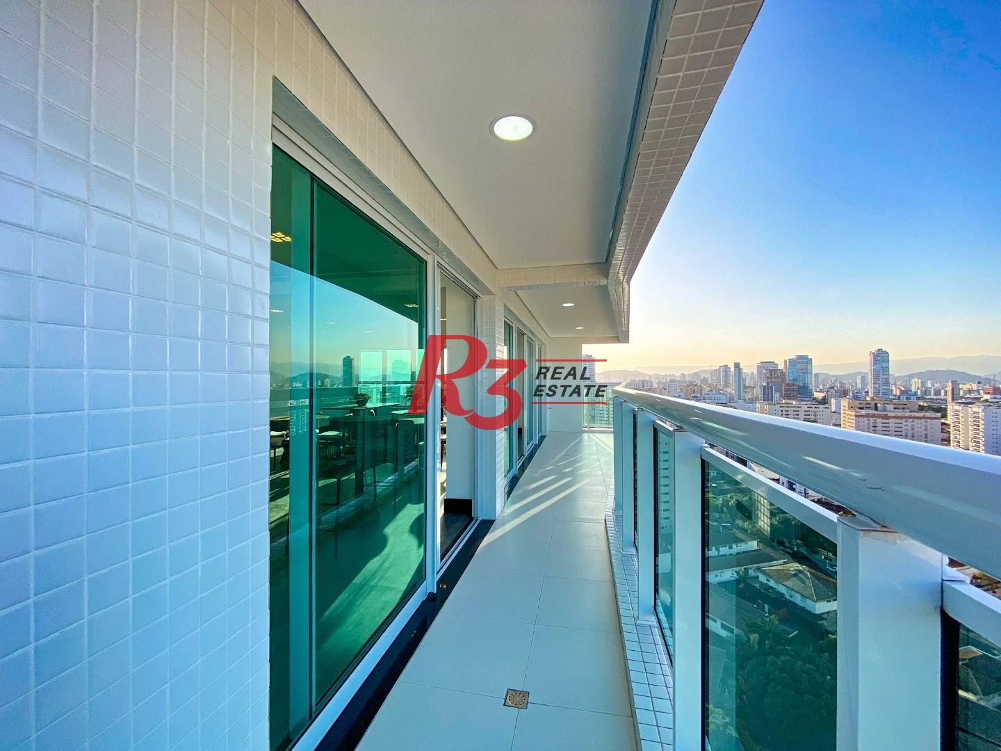 Apartamento com 3 dormitórios para alugar, 166 m² por R$ 18.400,00/mês - Ponta da Praia - Santos/SP
