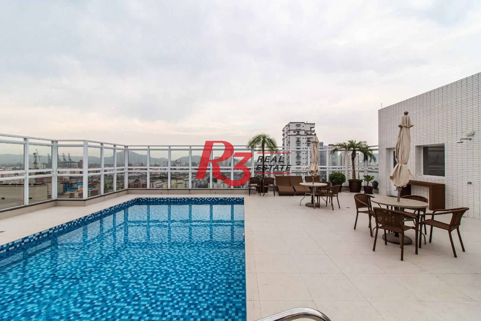 Apartamento com 3 dormitórios para alugar, 102 m² por R$ 8.000,00/mês - Aparecida - Santos/SP