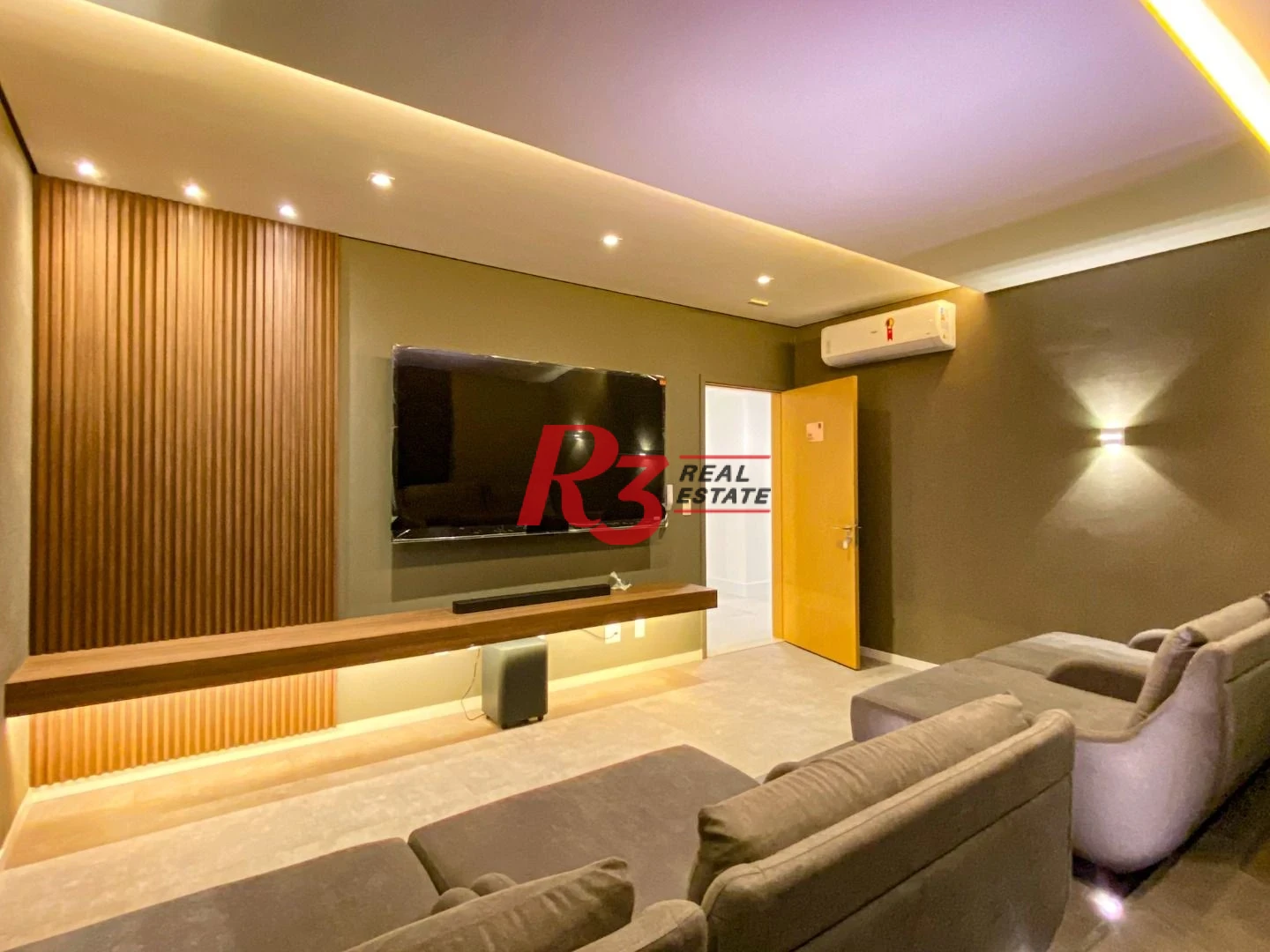 Apartamento com 2 dormitórios para alugar, 87 m² por R$ 7.500,00/mês - Gonzaga - Santos/SP