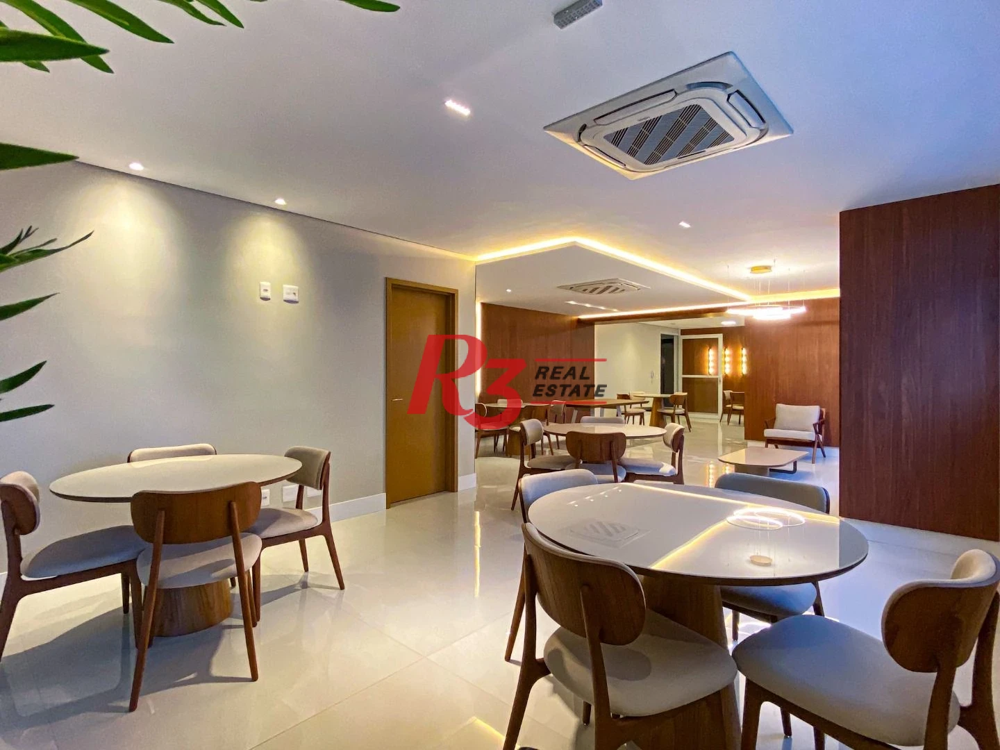 Apartamento com 2 dormitórios para alugar, 87 m² por R$ 7.500,00/mês - Gonzaga - Santos/SP