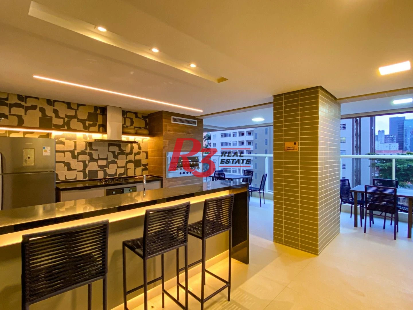 Apartamento com 2 dormitórios para alugar, 87 m² por R$ 7.500,00/mês - Gonzaga - Santos/SP