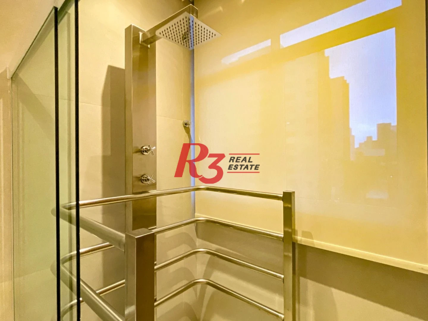 Apartamento com 2 dormitórios para alugar, 87 m² por R$ 7.500,00/mês - Gonzaga - Santos/SP
