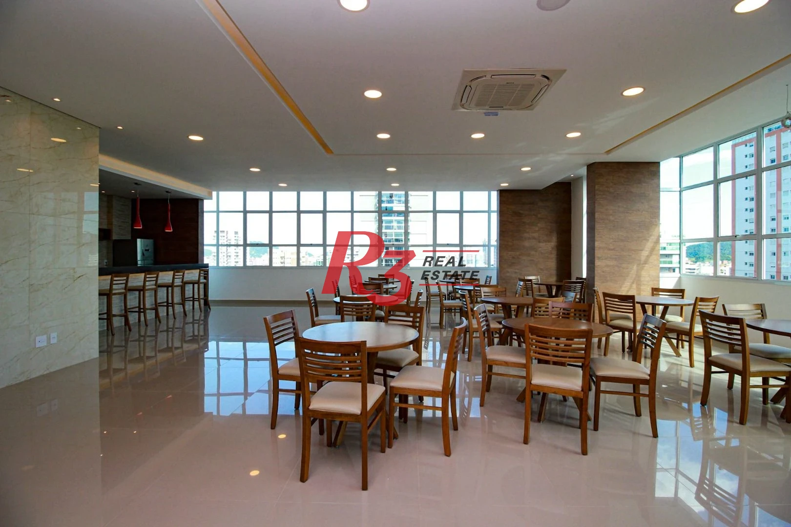 Apartamento à venda, 52 m² por R$ 840.000,00 - Embaré - Santos/SP