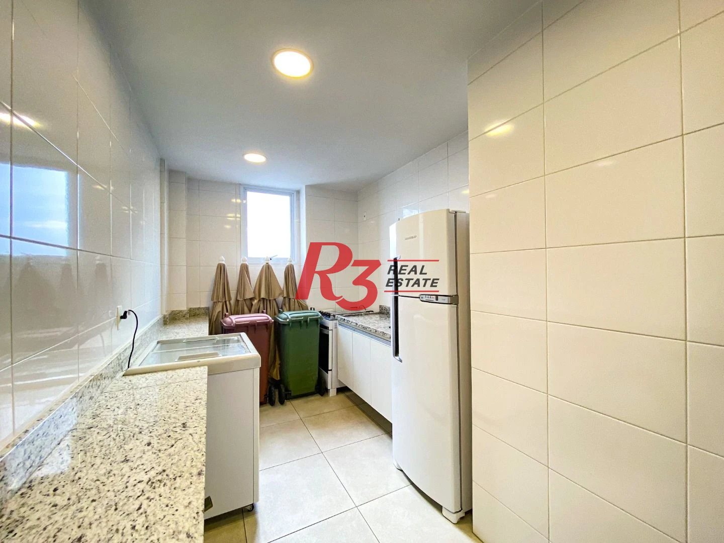 Apartamento, 71 m² - venda por R$ 1.325.000,00 ou aluguel por R$ 6.800,00/mês - Gonzaga - Santos/SP