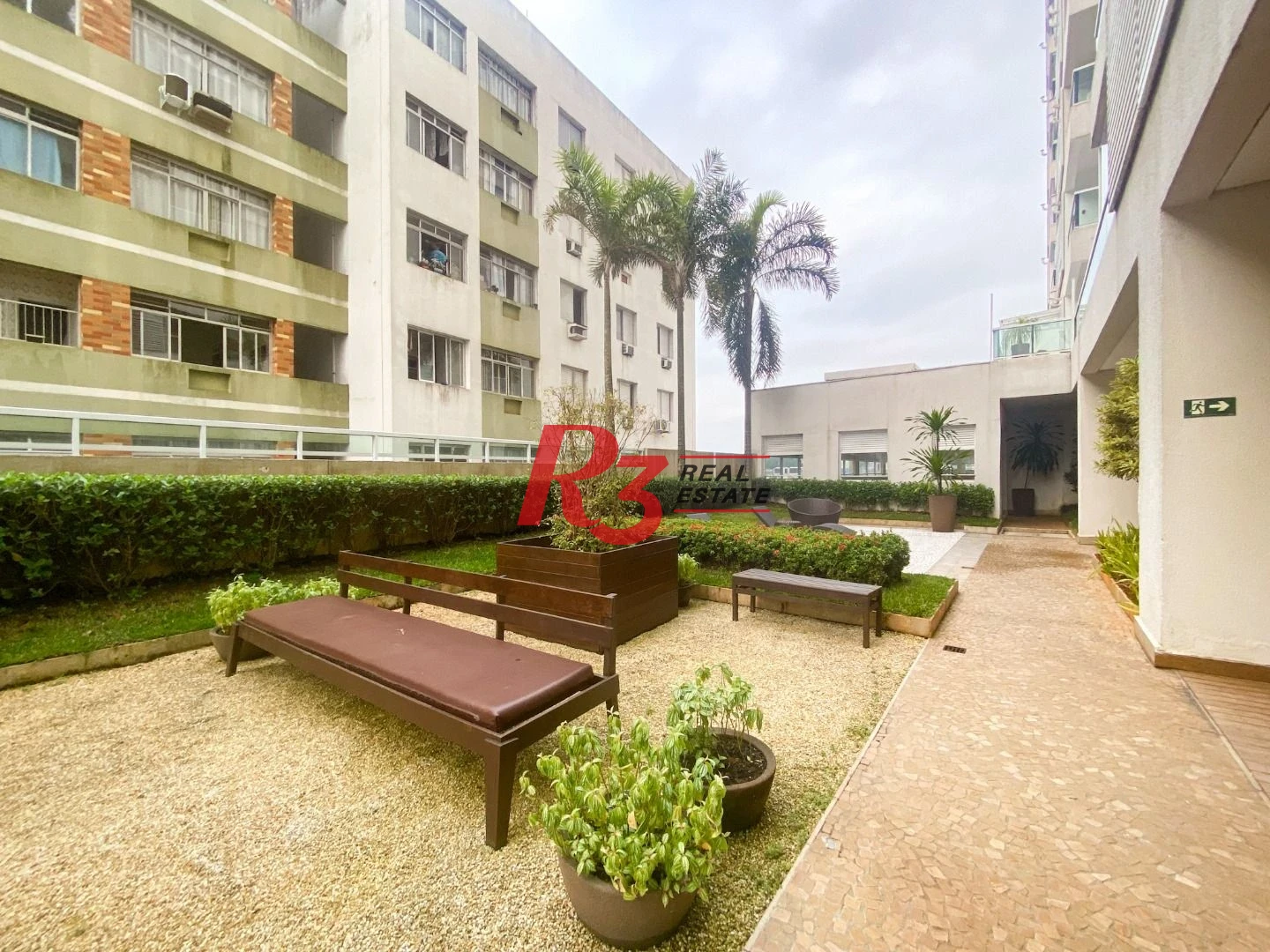 Apartamento com 1 dormitório para alugar, 47 m² por R$ 4.300,00/mês - Boqueirão - Santos/SP