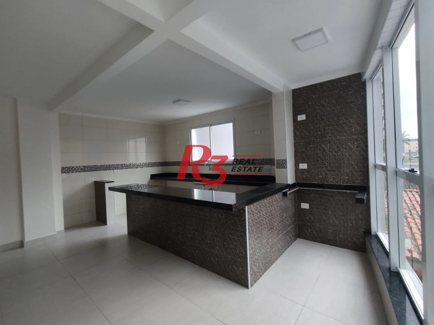 Apartamento com 3 dormitórios à venda, 93 m² por R$ 620.000,00 - Vila Tupi - Praia Grande/SP