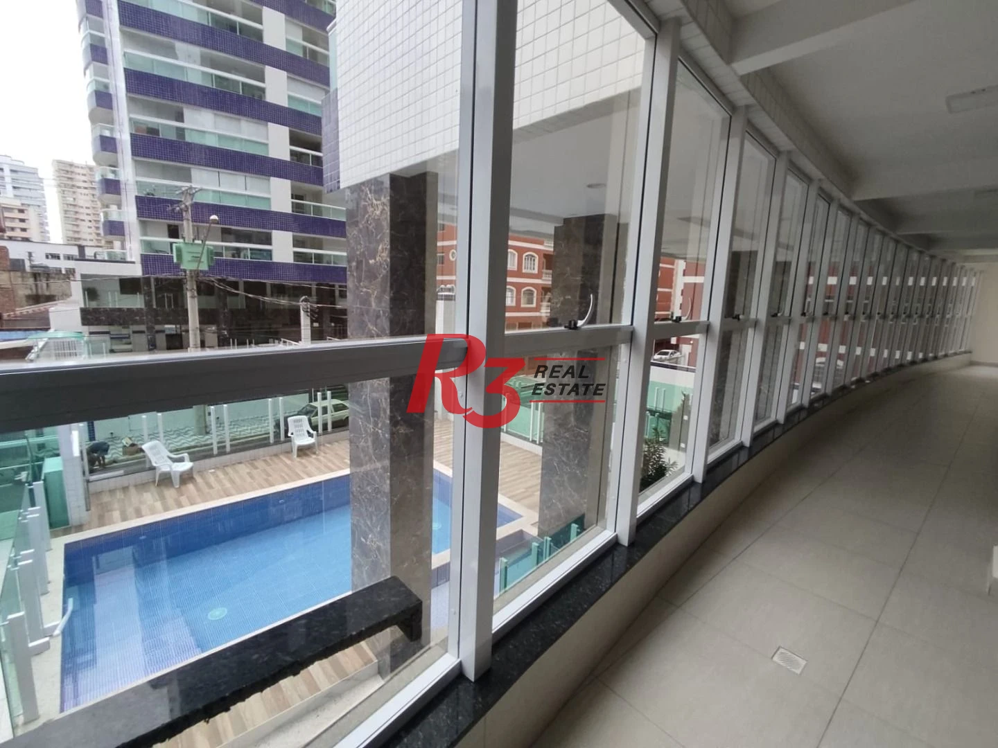 Apartamento com 3 dormitórios à venda, 93 m² por R$ 620.000,00 - Vila Tupi - Praia Grande/SP
