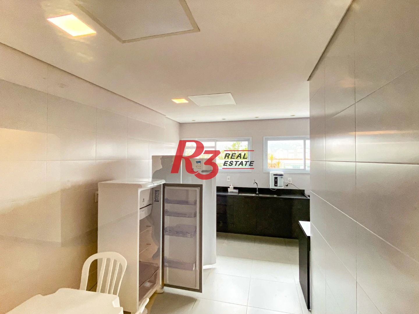 Apartamento com 3 dormitórios para alugar, 104 m² por R$ 14.500,00/mês - Gonzaga - Santos/SP