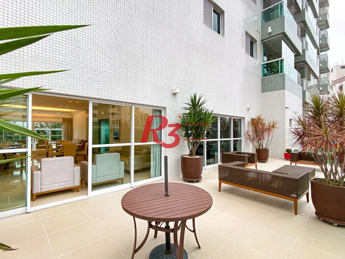 Apartamento com 3 dormitórios para alugar, 104 m² por R$ 14.500,00/mês - Gonzaga - Santos/SP