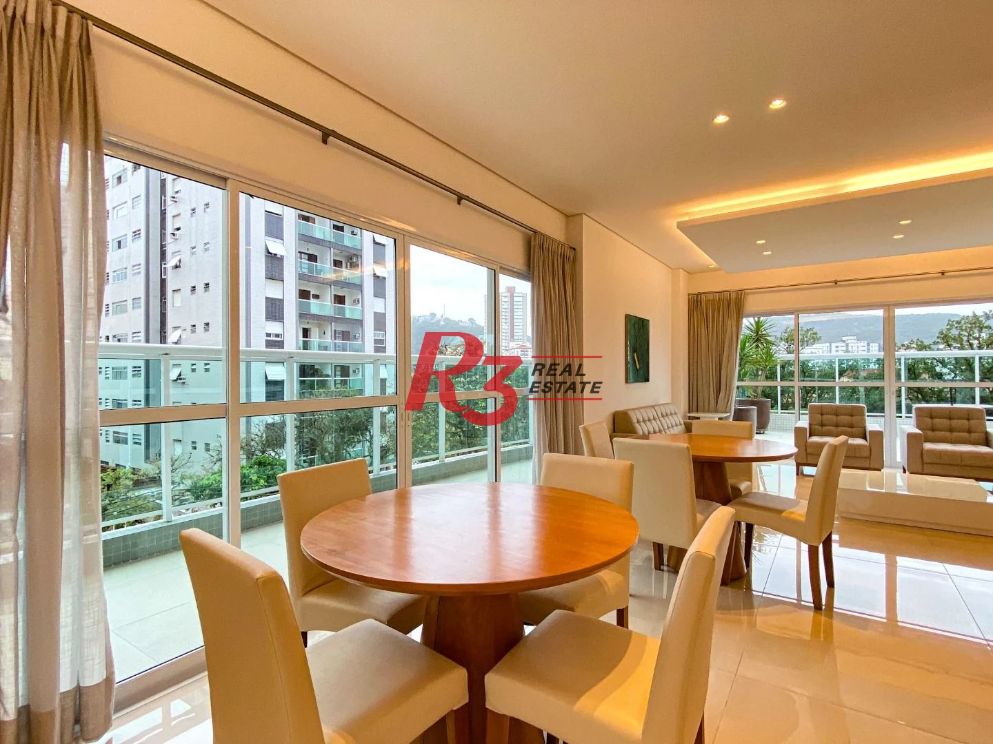Apartamento com 3 dormitórios para alugar, 104 m² por R$ 14.500,00/mês - Gonzaga - Santos/SP