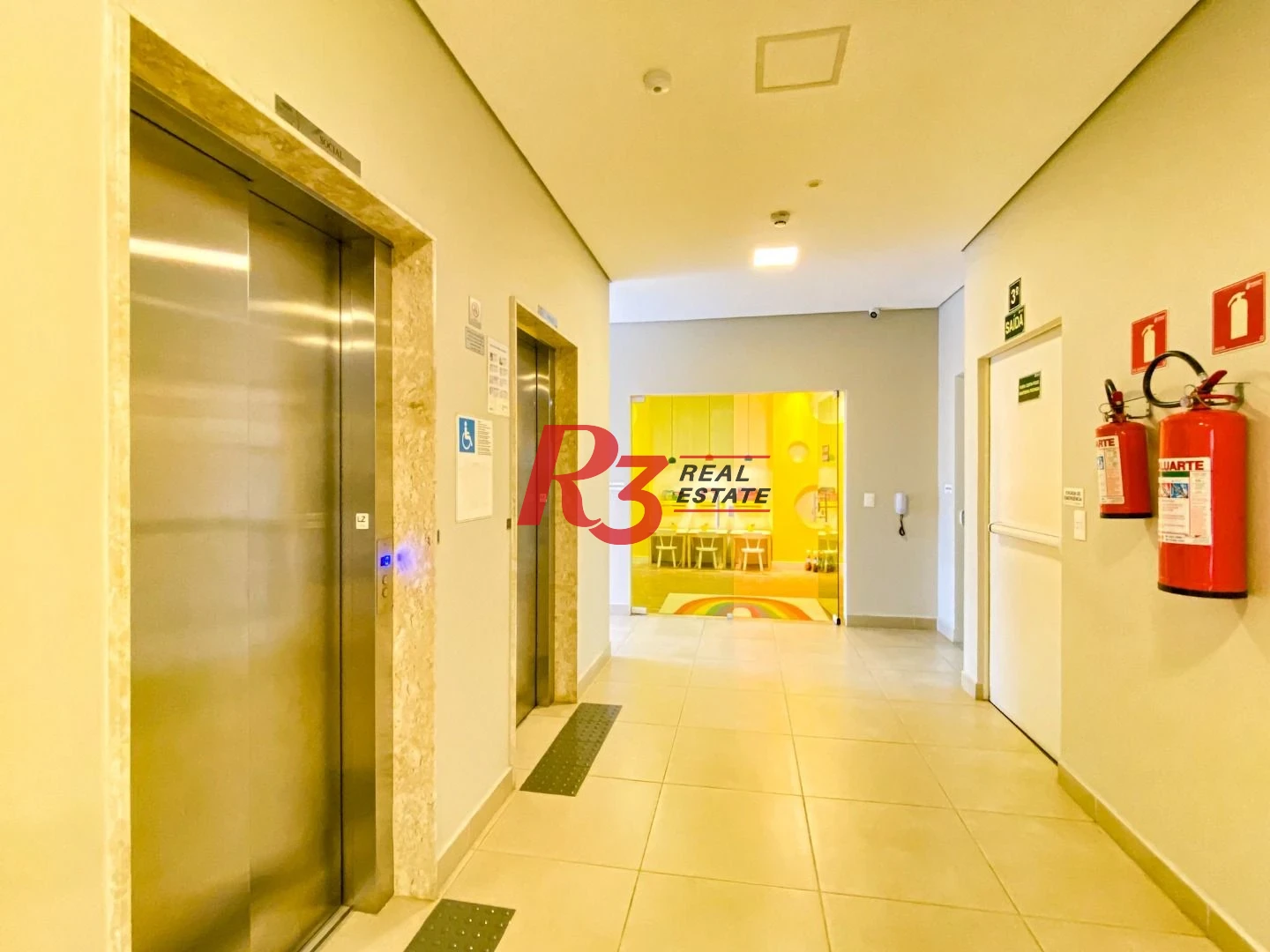 Apartamento com 3 dormitórios para alugar, 104 m² por R$ 14.500,00/mês - Gonzaga - Santos/SP