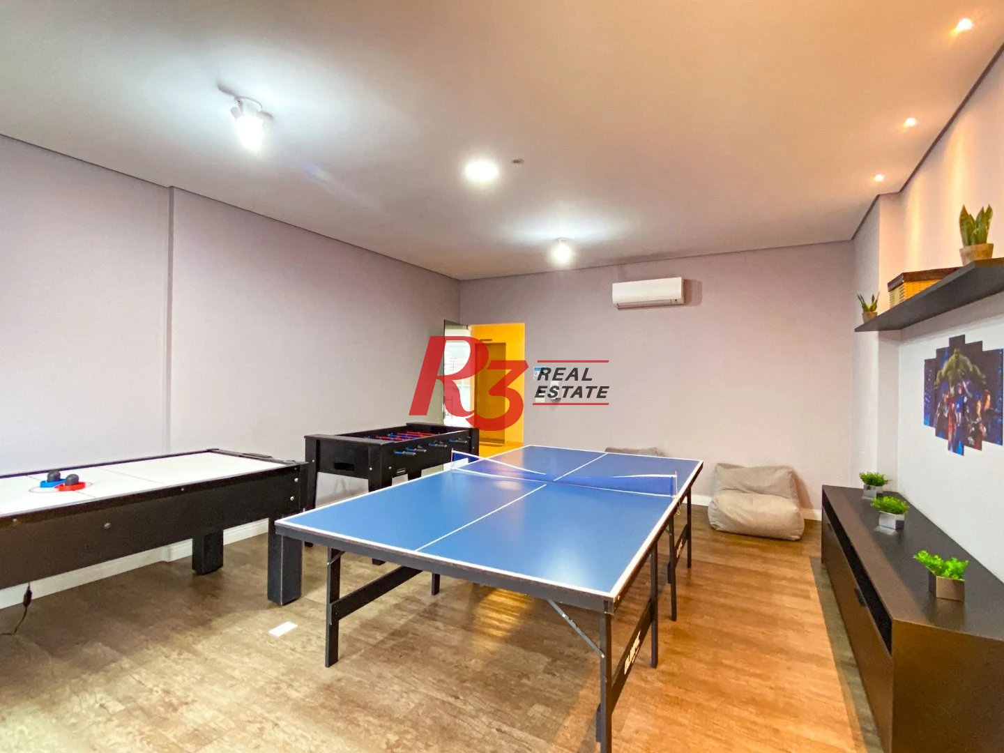 Apartamento com 3 dormitórios para alugar, 104 m² por R$ 14.500,00/mês - Gonzaga - Santos/SP