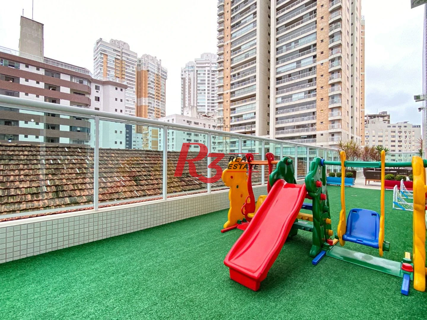 Apartamento com 3 dormitórios para alugar, 104 m² por R$ 14.500,00/mês - Gonzaga - Santos/SP