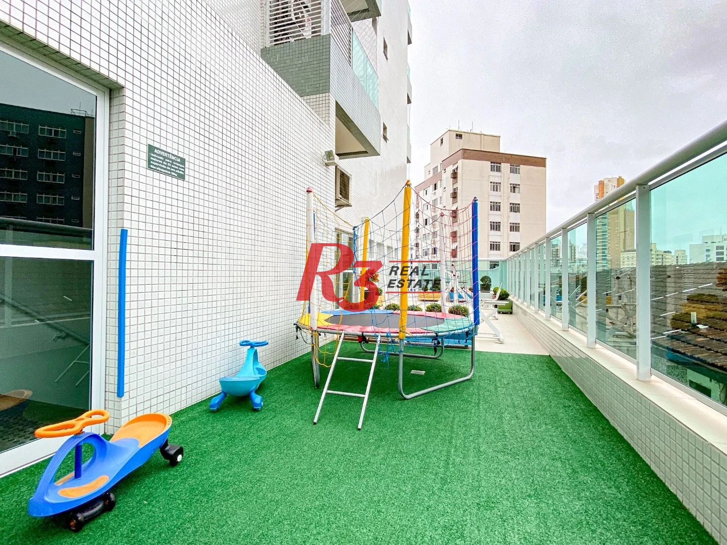Apartamento com 3 dormitórios para alugar, 104 m² por R$ 14.500,00/mês - Gonzaga - Santos/SP