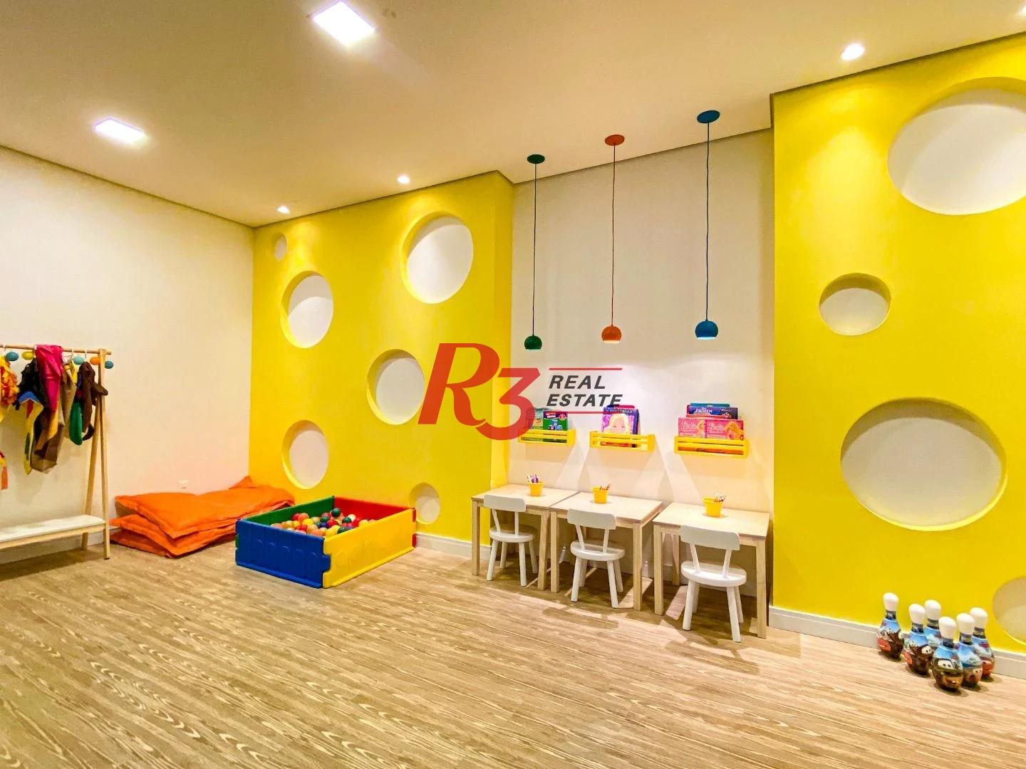 Apartamento com 3 dormitórios para alugar, 104 m² por R$ 14.500,00/mês - Gonzaga - Santos/SP