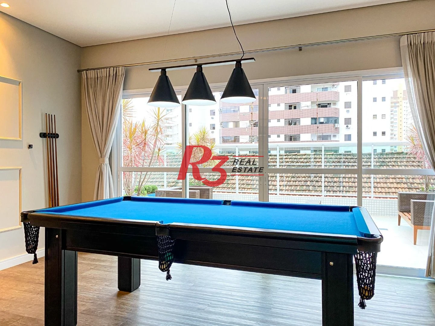 Apartamento com 3 dormitórios para alugar, 104 m² por R$ 14.500,00/mês - Gonzaga - Santos/SP