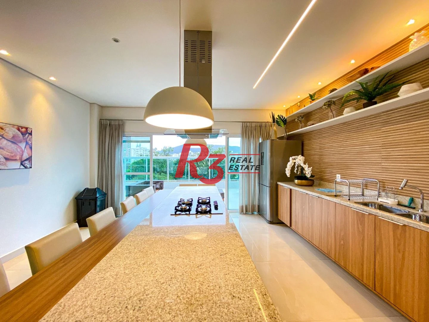 Apartamento com 3 dormitórios para alugar, 104 m² por R$ 14.500,00/mês - Gonzaga - Santos/SP