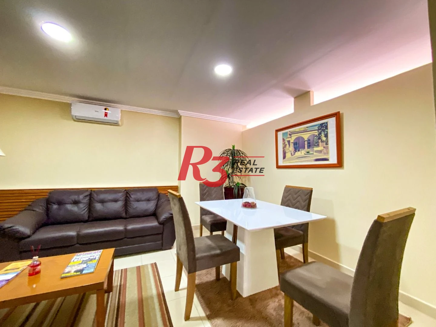 *ACEITA PERMUTA* Apartamento com 4 suítes com varanda e vista mar, 240 m² por R$ 2.200.000 - Ponta da Praia - Santos/SP