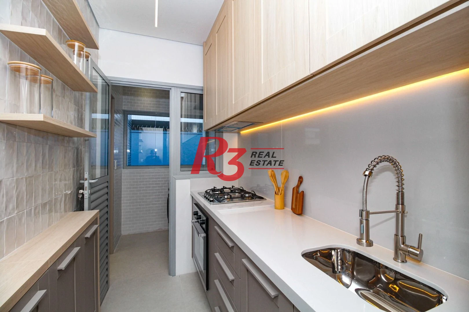 Apartamento com 3 dormitórios à venda, 89 m² por R$ 1.220.000,00 - Marapé - Santos/SP