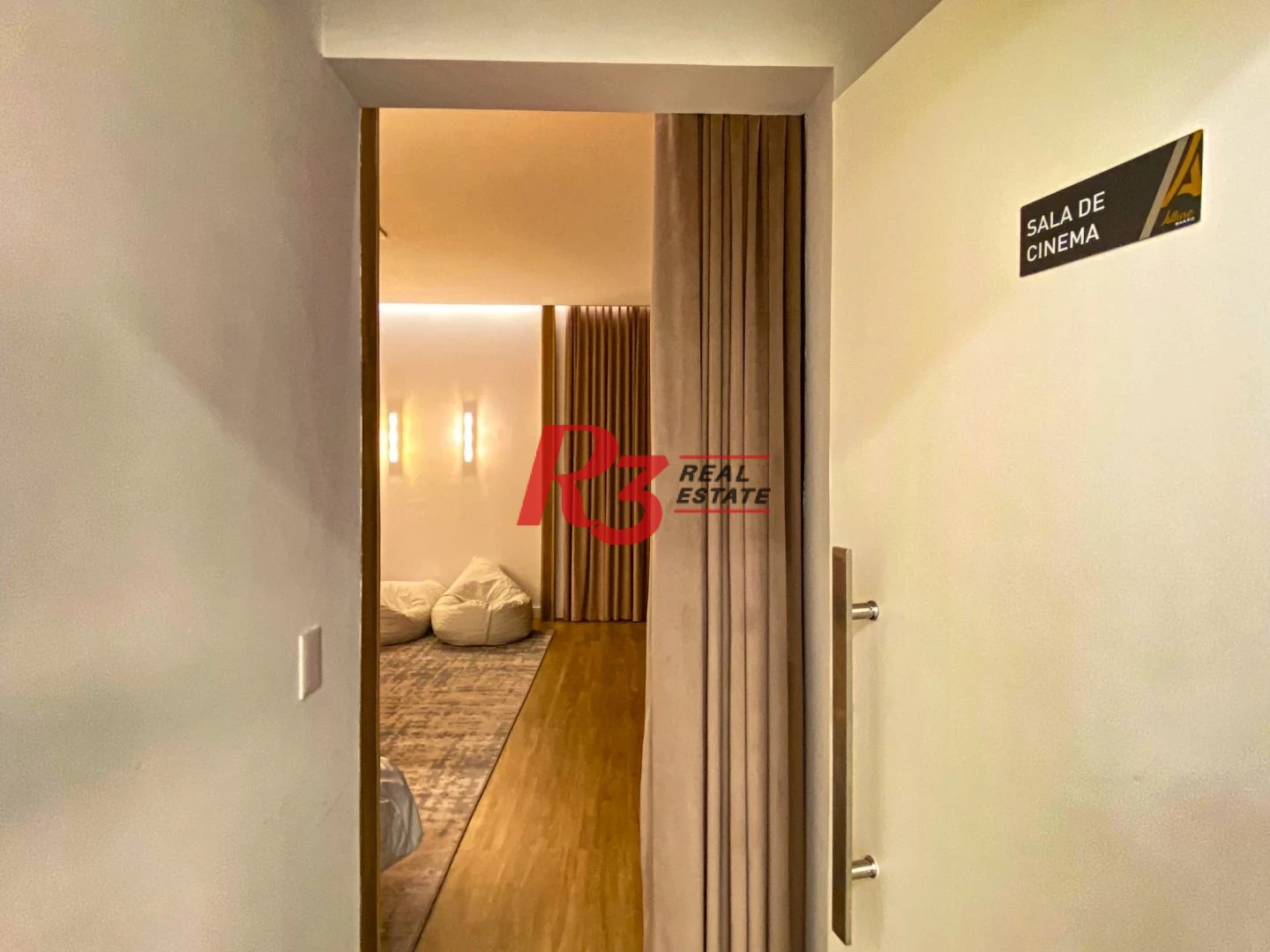Cobertura com 4 suítes à venda, 320 m² por R$ 5.500.000 - José Menino - Santos/SP