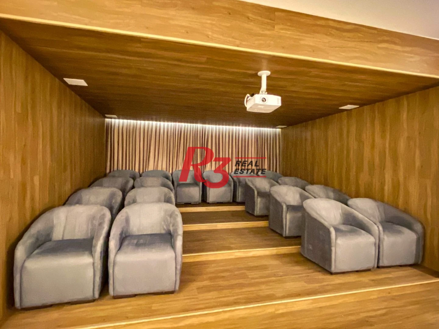 Cobertura com 4 suítes à venda, 320 m² por R$ 5.500.000 - José Menino - Santos/SP