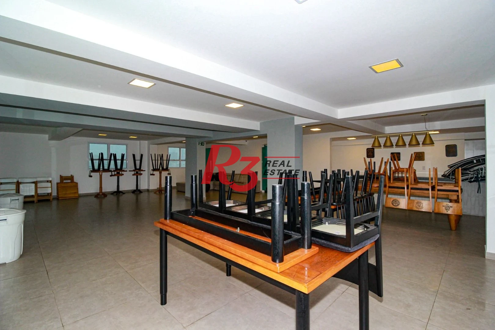 Apartamento com 1 dormitório para alugar, 42 m² por R$ 3.000,00/mês - Marapé - Santos/SP