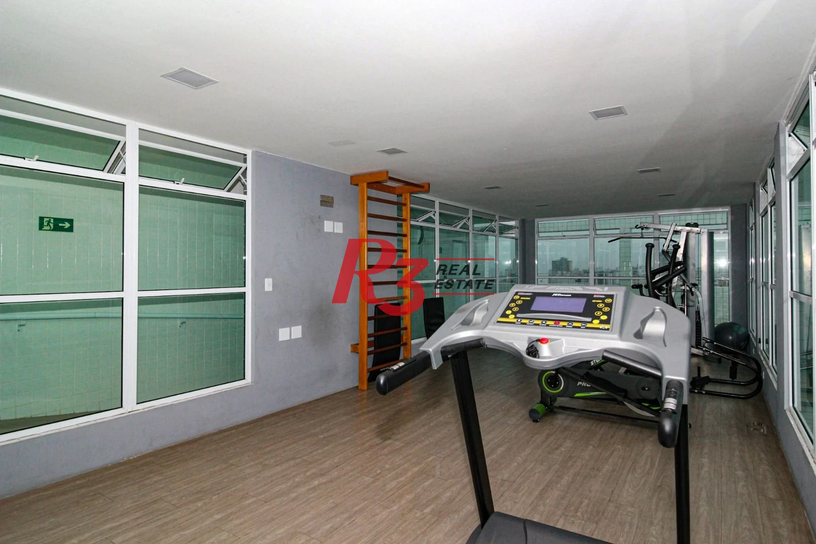 Apartamento com 1 dormitório para alugar, 42 m² por R$ 3.000,00/mês - Marapé - Santos/SP