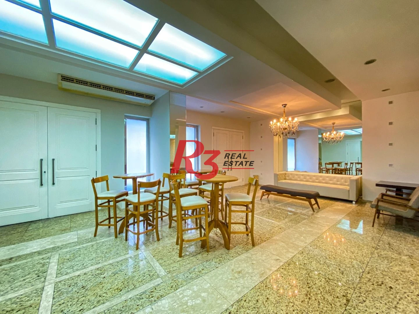 Apartamento com 3 dormitórios à venda, 232 m² por R$ 3.800.000,00 - Embaré - Santos/SP