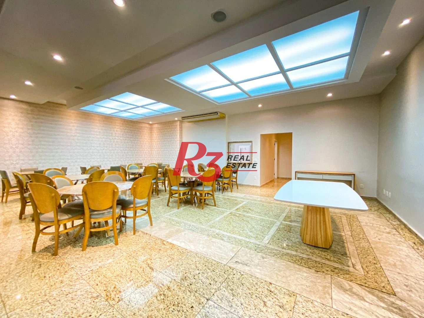 Apartamento com 3 dormitórios à venda, 232 m² por R$ 3.800.000,00 - Embaré - Santos/SP