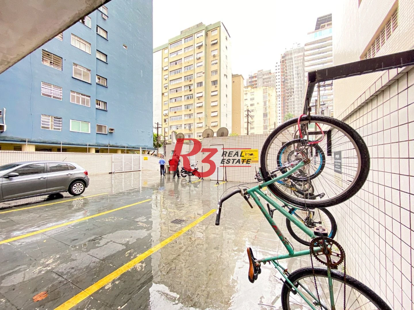Loja para alugar, 100 m² por R$ 12.000,00/mês - Gonzaga - Santos/SP