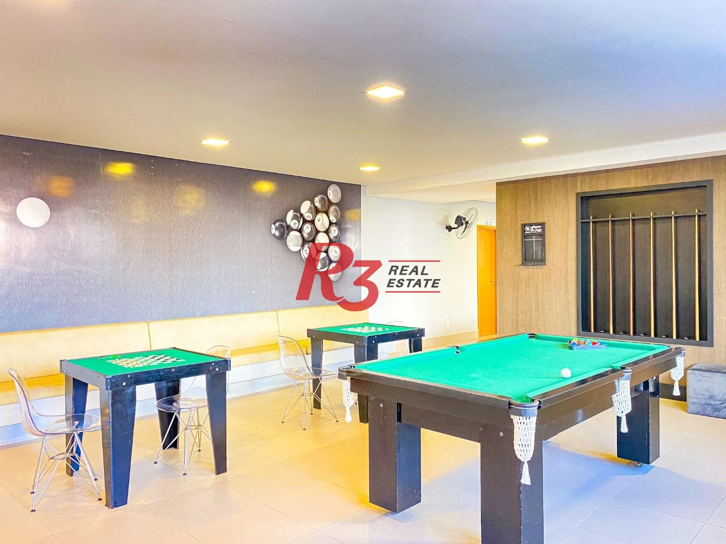Apartamento com 2 suites à venda, 84 m² por R$ 1.300.000 - Gonzaga - Santos/SP