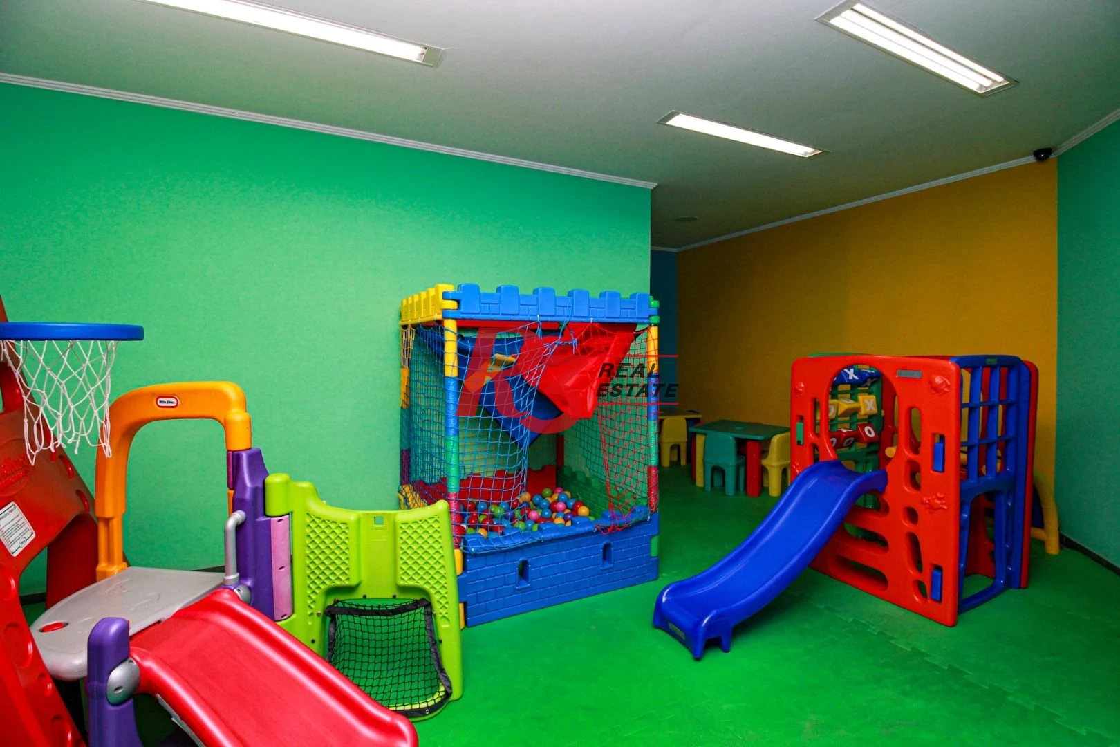 Cobertura com 4 dormitórios à venda, 225m² - Ponta da Praia - Santos/SP