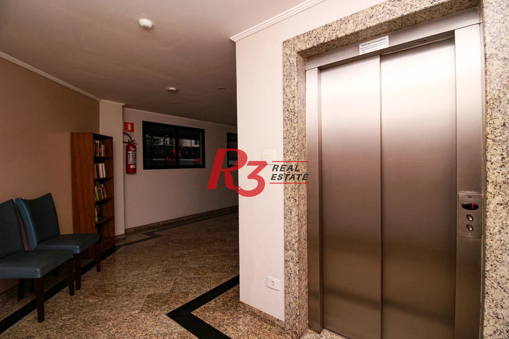 Cobertura com 4 dormitórios à venda, 225m² - Ponta da Praia - Santos/SP
