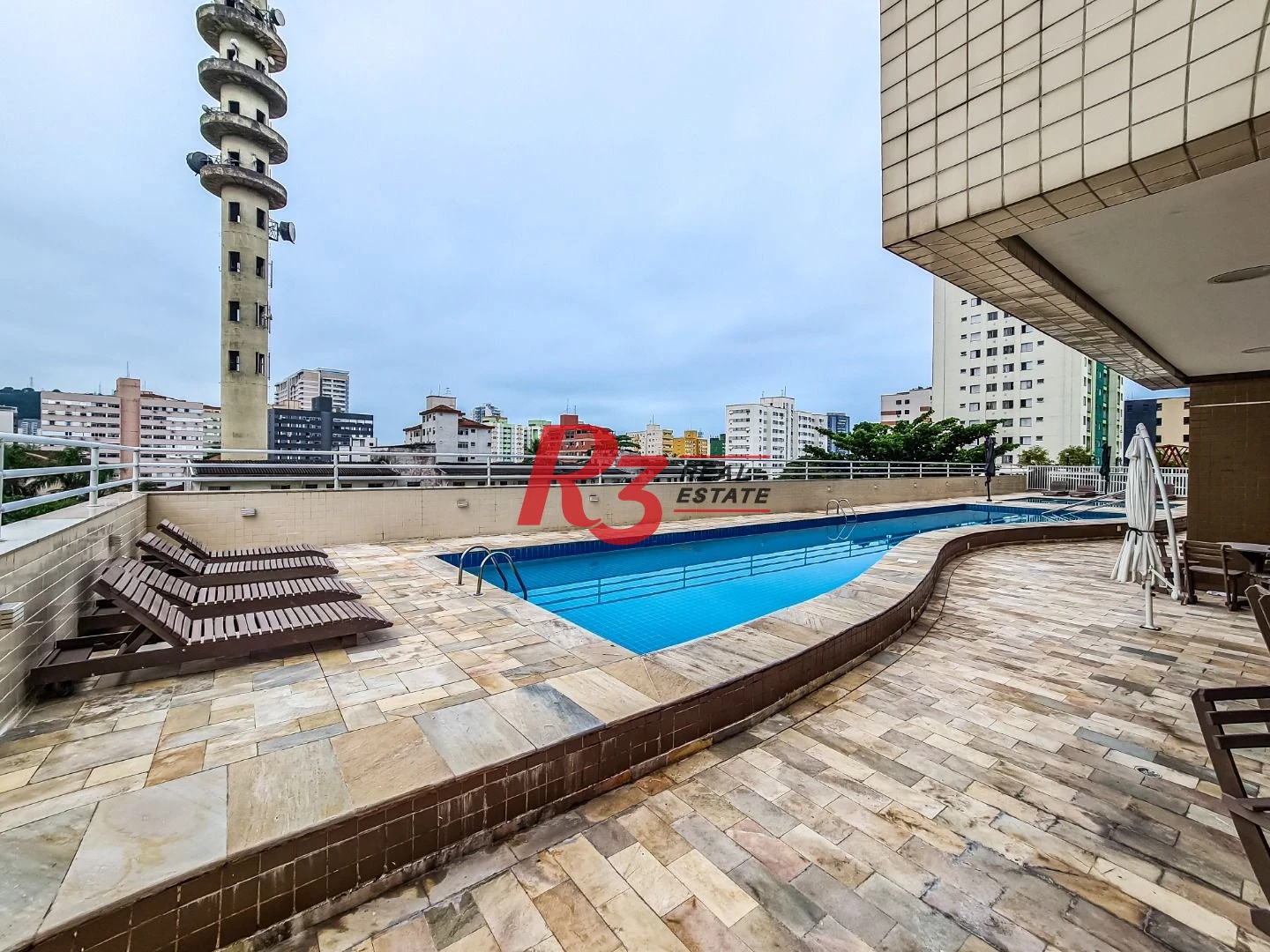 Apartamento com 2 dormitórios à venda, 69 m² por R$ 770.000,00 - Encruzilhada - Santos/SP