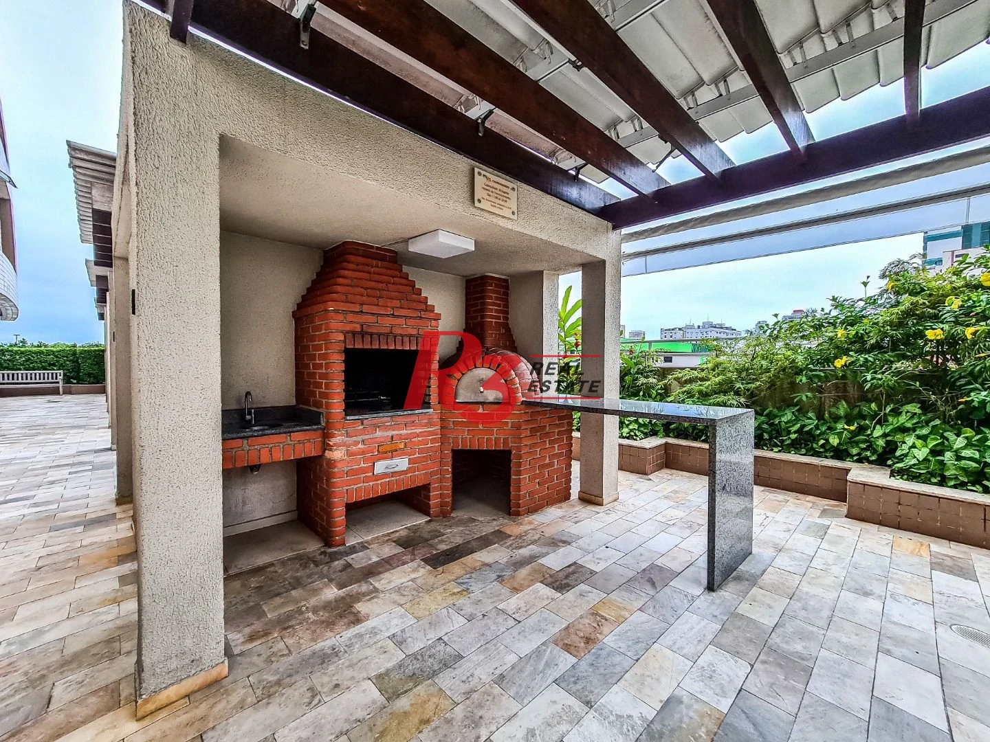 Apartamento com 2 dormitórios à venda, 69 m² por R$ 770.000,00 - Encruzilhada - Santos/SP