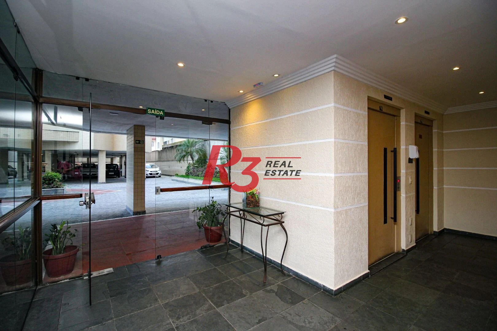 Apartamento com 1 dormitório para alugar, 51 m² por R$ 3.200,00/mês - Vila Matias - Santos/SP
