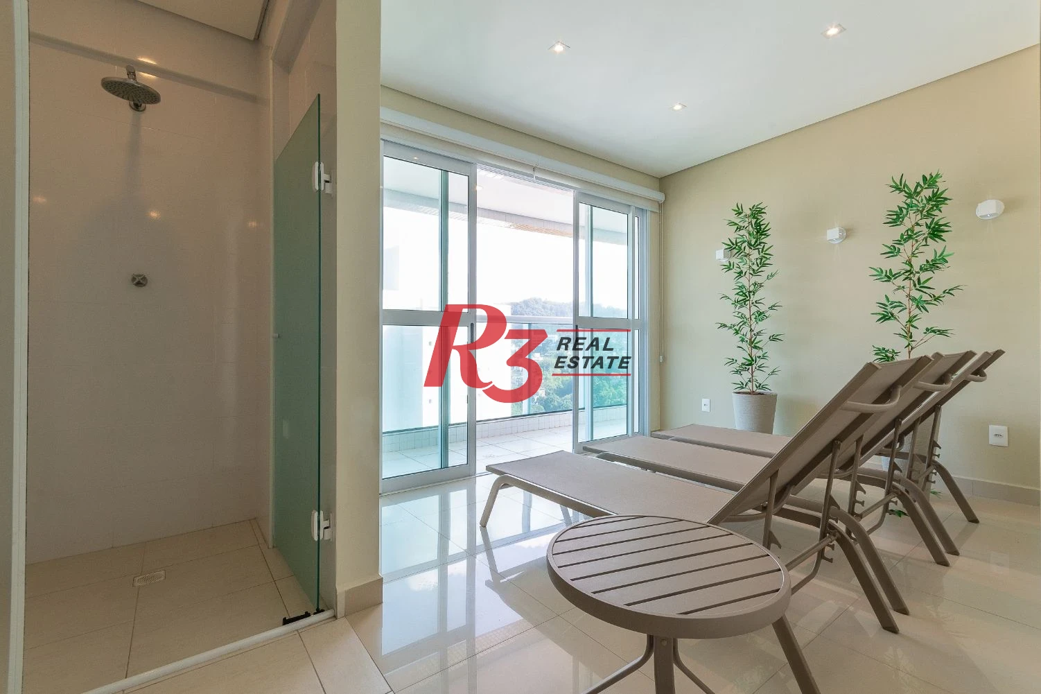Apartamento com 2 dormitórios à venda, 76 m² por R$ 980.000,00 - José Menino - Santos/SP