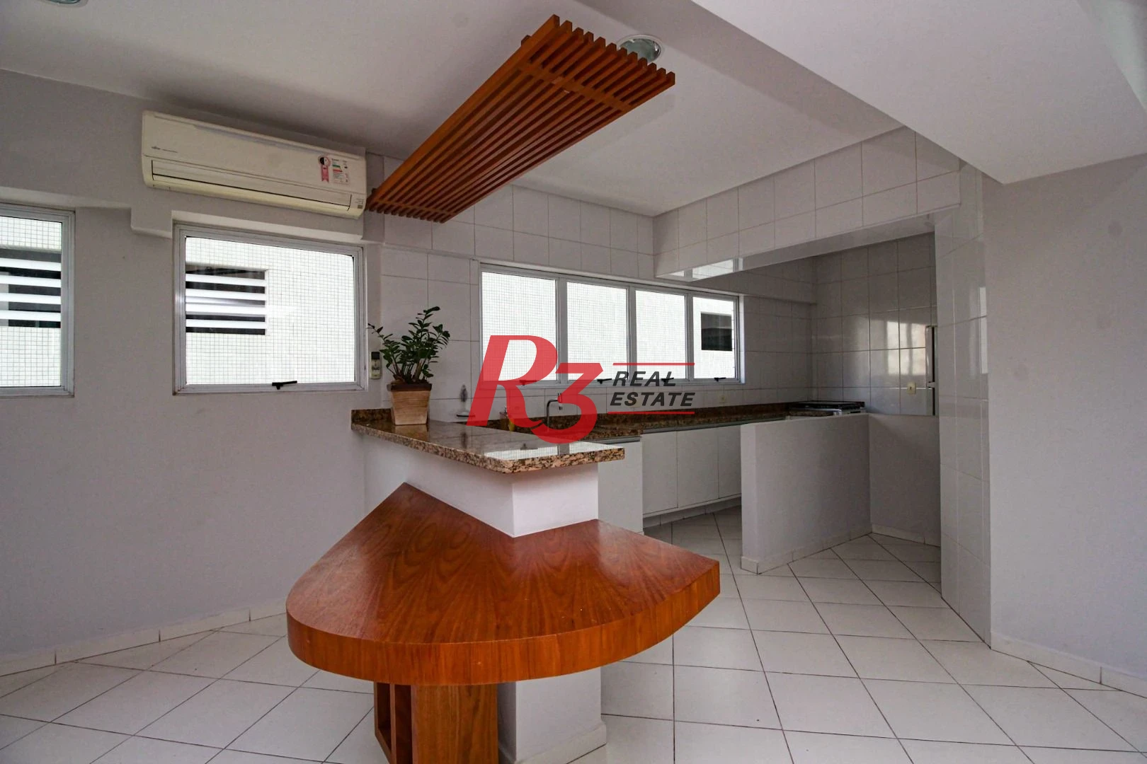 Apartamento à venda, 127 m² por R$ 1.120.000,00 - Pompéia - Santos/SP
