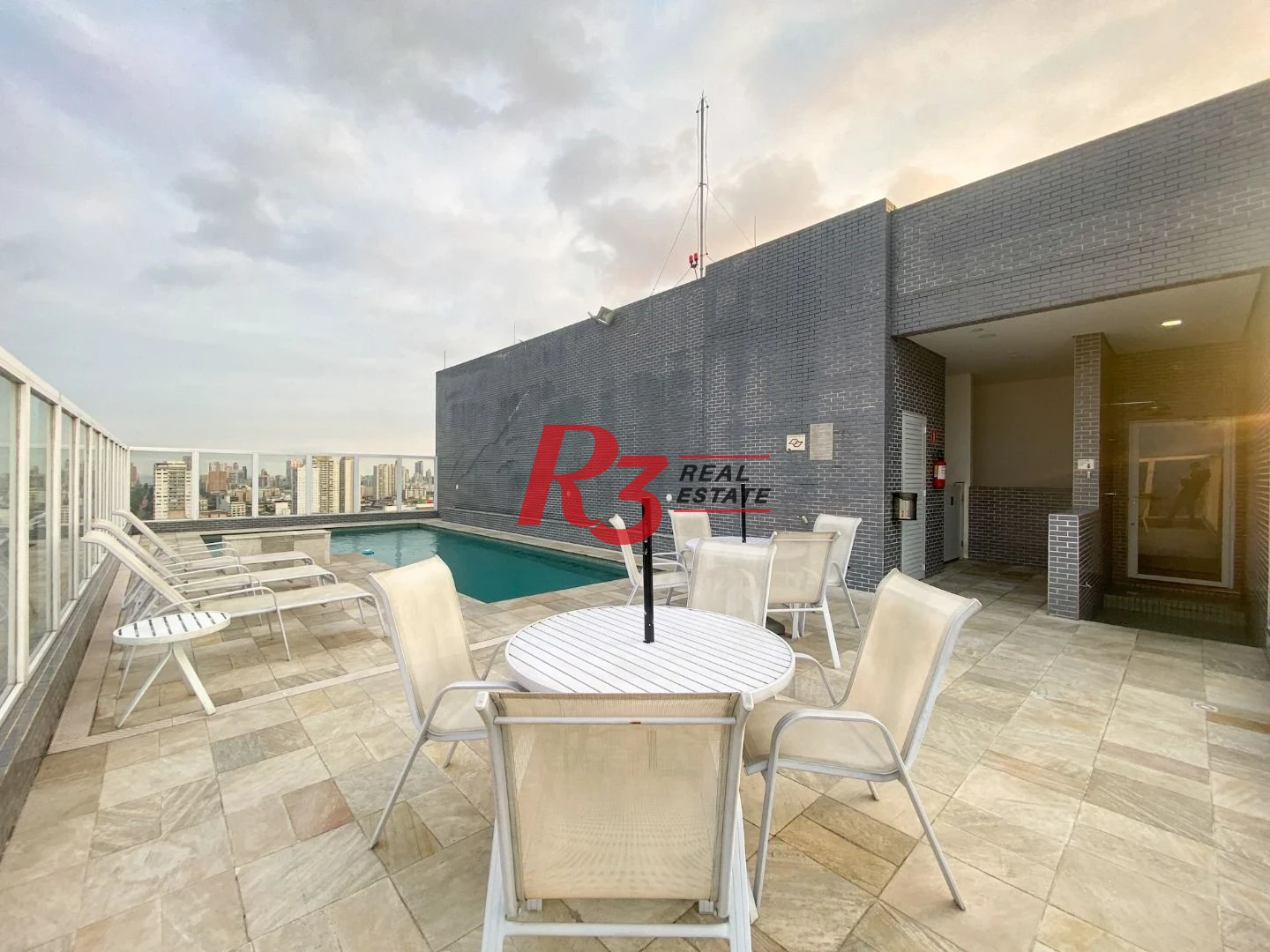 Apartamento com 2 dormitórios para alugar, 59 m² por R$ 4.400,00/mês - Vila Matias - Santos/SP
